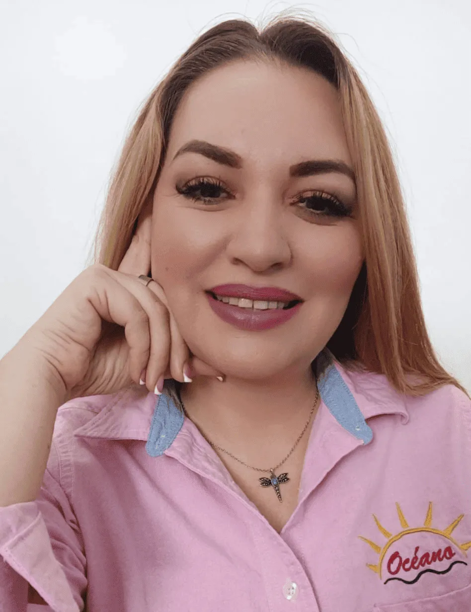 Cynthia Valenzuela